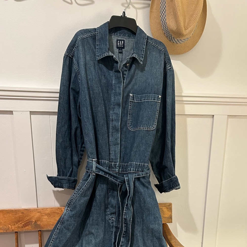 Denim Long-Sleeve GAP jumpsuit perfect condition
